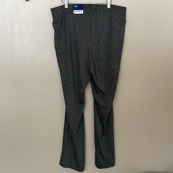 NWT Old Navy Shimmer Flare Pant. XL - Picture 5 of 7